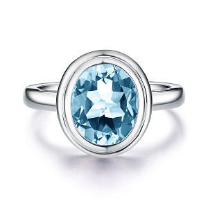 PREZIUOS BLUE TOPAZ RING