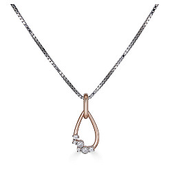 BLANCHE WHITE SAPPHIRE PENDANT