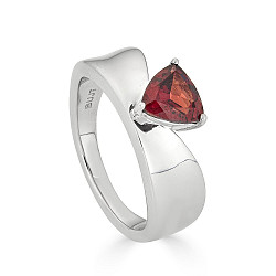 PREZIUOS GARNET RING