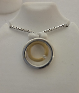 DUALNI DIAMOND TWO TONE PENDANT